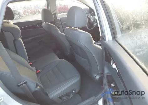 2020 Kia Sorento 2.4L L z USA, uszkodzony, nr VIN 5XYPG4A30LG687375